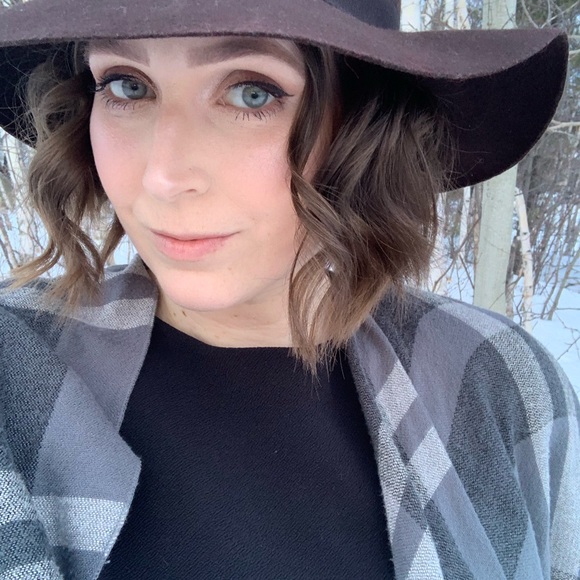 BUNDLE AND SAVE 30% - Picture 3 of 3